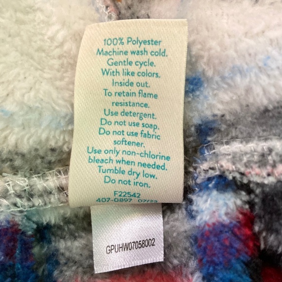 Boy’s size 10-12 red, white, and blue plaid Thereabouts robe/housecoat with hood - Picture 5 of 5